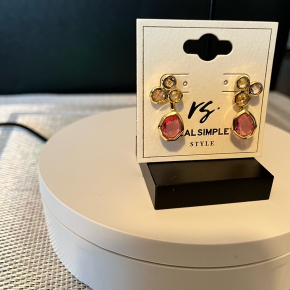 REAL SIMPLE STYLE NWT YELLOW GOLD-PLATES OVER STERLING SILVER & PINK EAR… - Picture 7 of 10